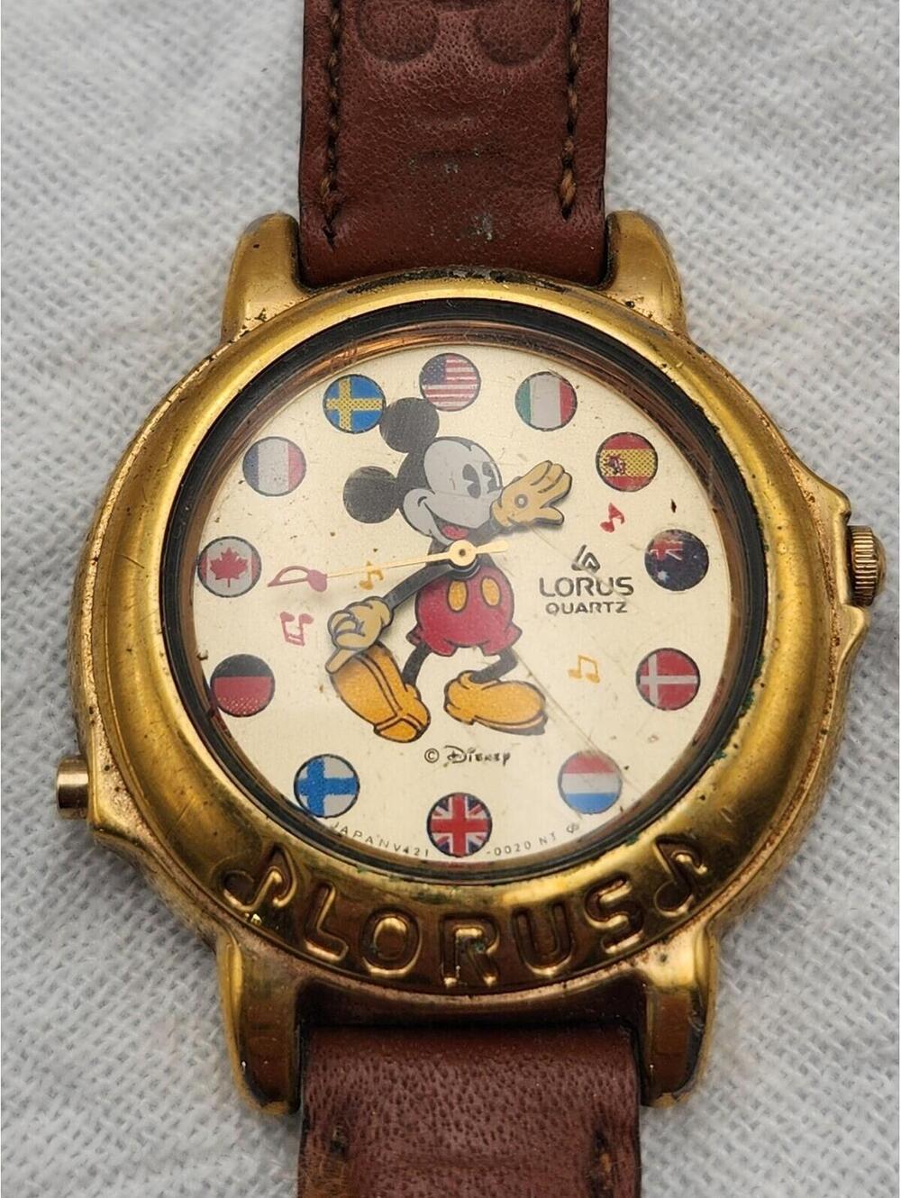 Vintage Lorus Quartz Disney Mickey Mouse International Flags Watch - Untested F4 - Picture 3 of 7